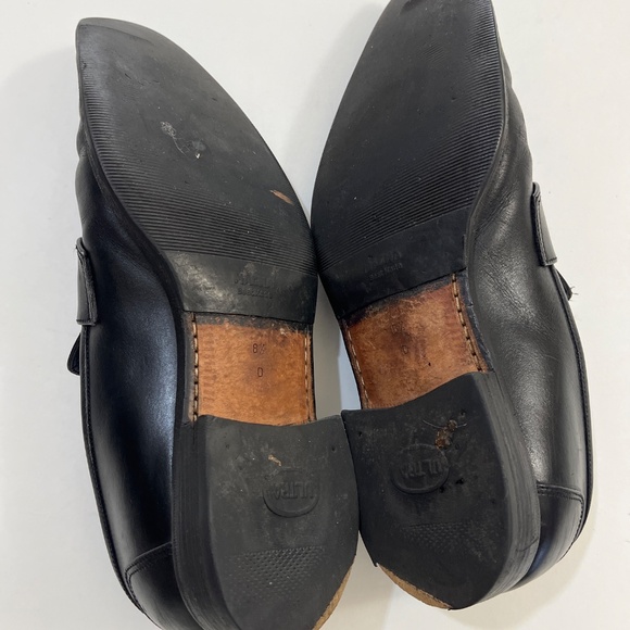 Salvatore Ferragamo Black Leather Slip-On Mens Penny Loafers size 8.5 main image 4